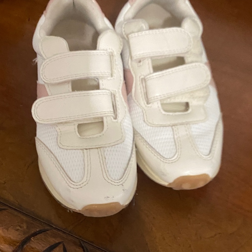 Kids Velcro Sneakers - White and Pink